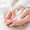 Как правильно ухаживать за руками, кутикулой и ногтями: советы и пошаговый гайд 