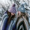 Антистатик для волос, пилинг для кожи головы и еще 3 правила зимнего ухода: учимся заботиться о волосах зимой 