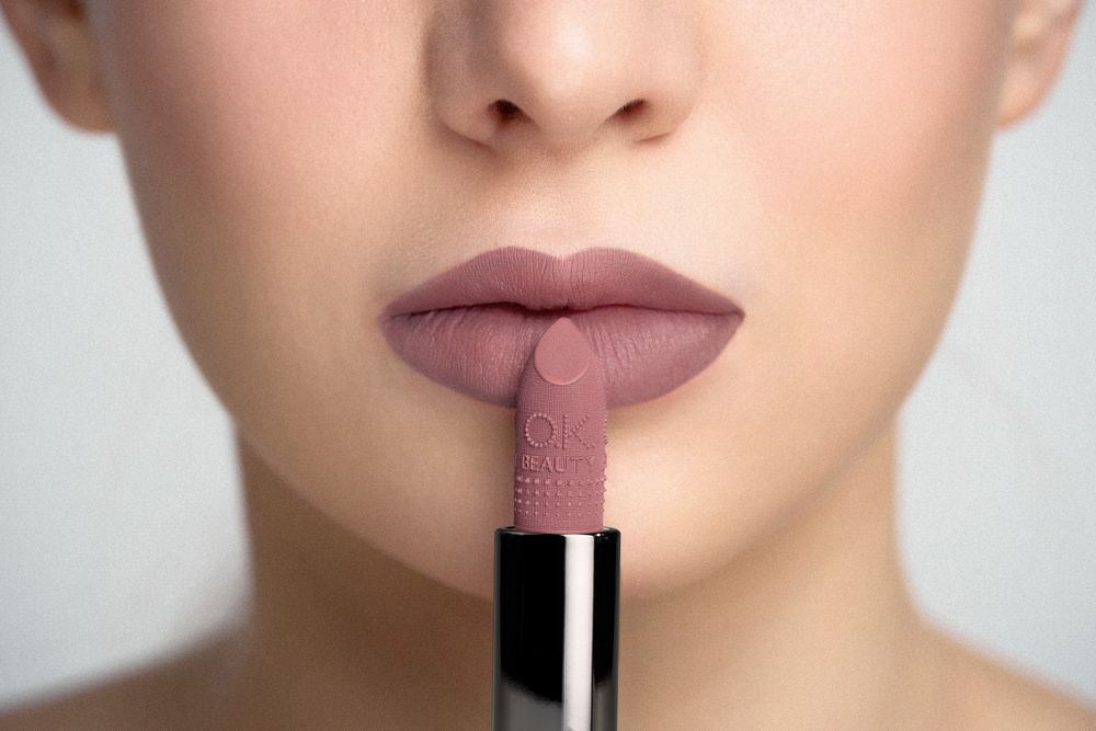 Увлажняющая стойкая матовая помада OK BEAUTY LONG LASTING SILK MATTE LIPSTICK