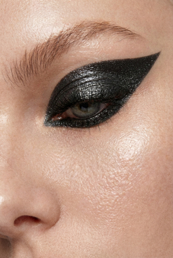 Дуохромный стойкий карандаш для глаз OK BEAUTY HYPNOCHROME