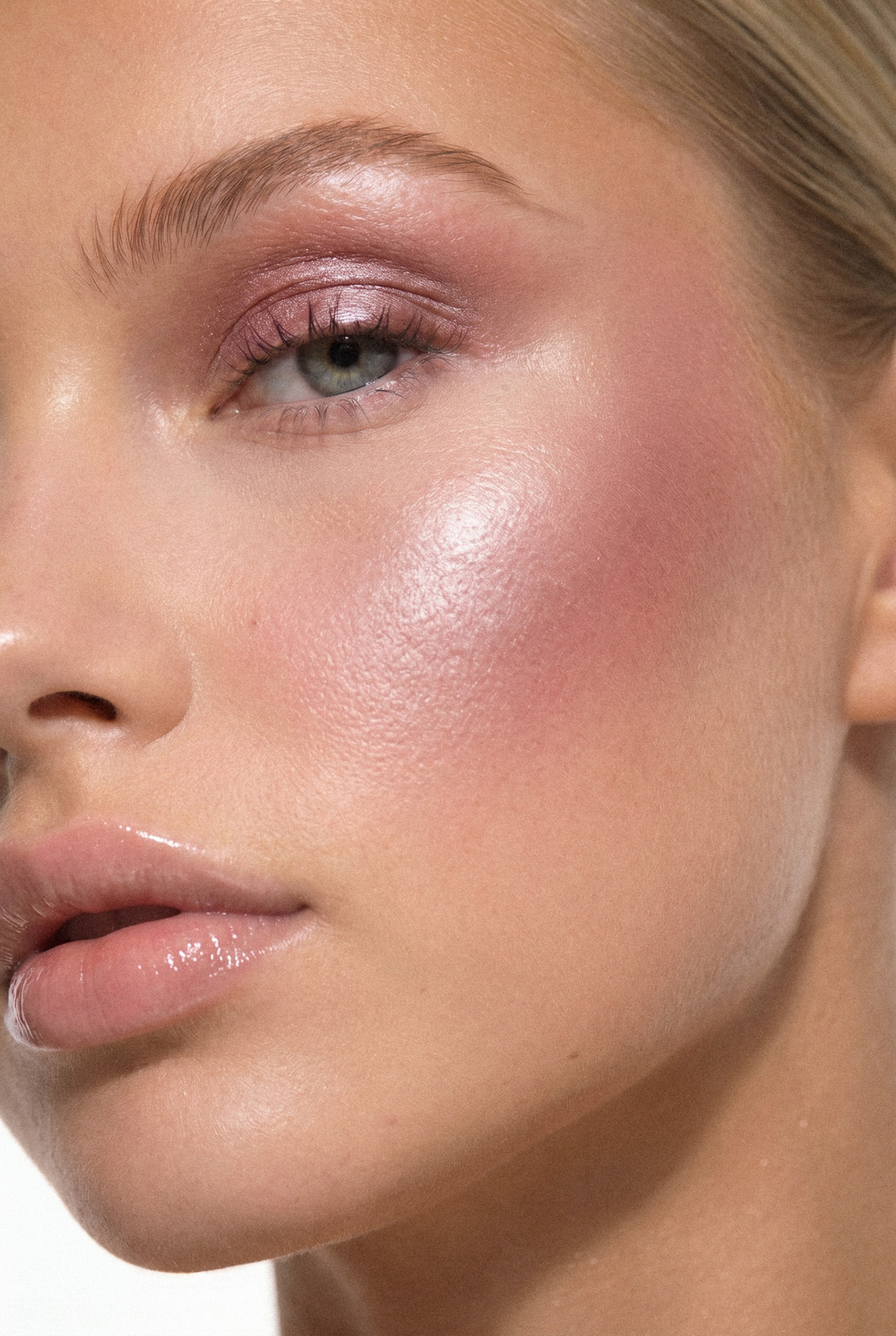 Запеченные сияющие румяна OK BEAUTY GLOW RUSH BAKED BLUSH