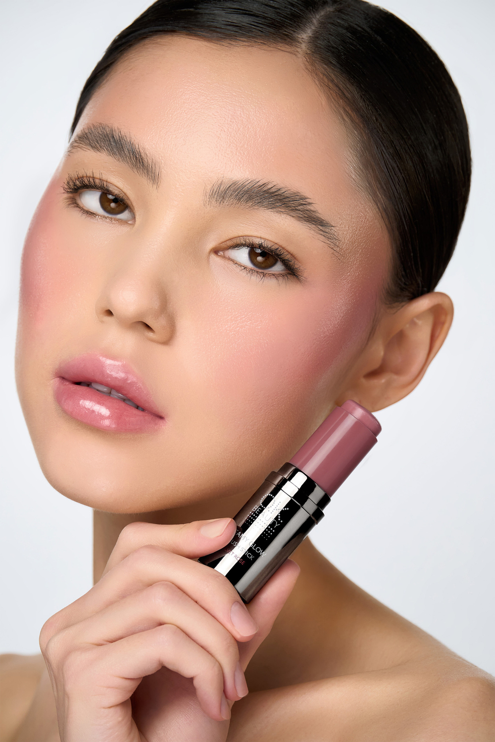 Кремовые румяна в стике CREAMY GLOW BLUSH STICK тон Velvet Rose