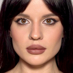 Стойкий карандаш для губ OK BEAUTY COLOR SALUTE SLIDE & STAY