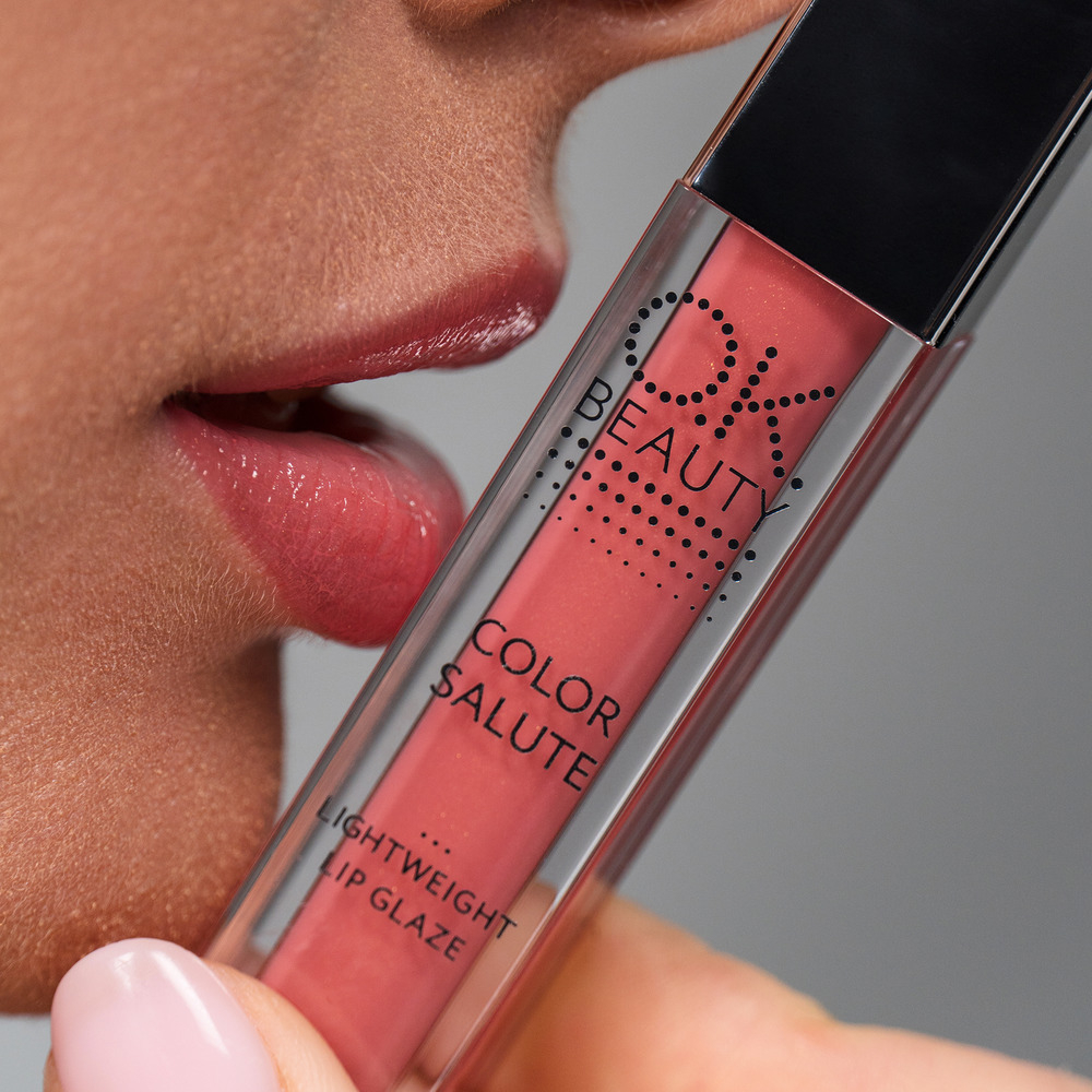 Блеск-глазурь для губ OK BEAUTY COLOR SALUTE LIGHT WEIGHT