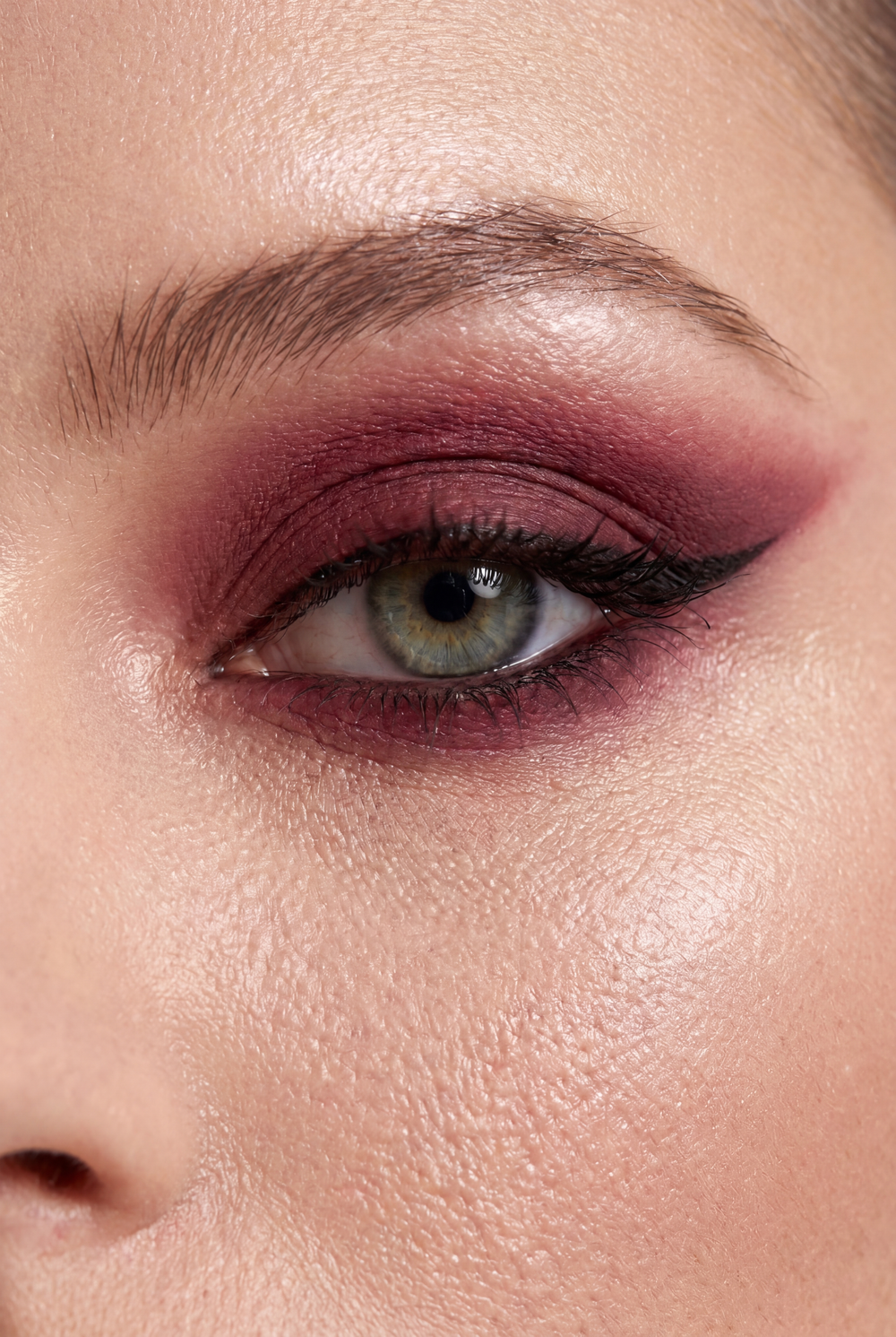 Стойкие тени-карандаш для век LONG LASTING EYESHADOW STICK