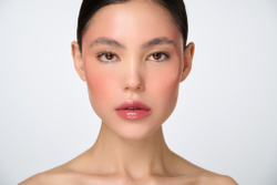 Кремовые румяна в стике CREAMY GLOW BLUSH STICK тон Pink Bronze