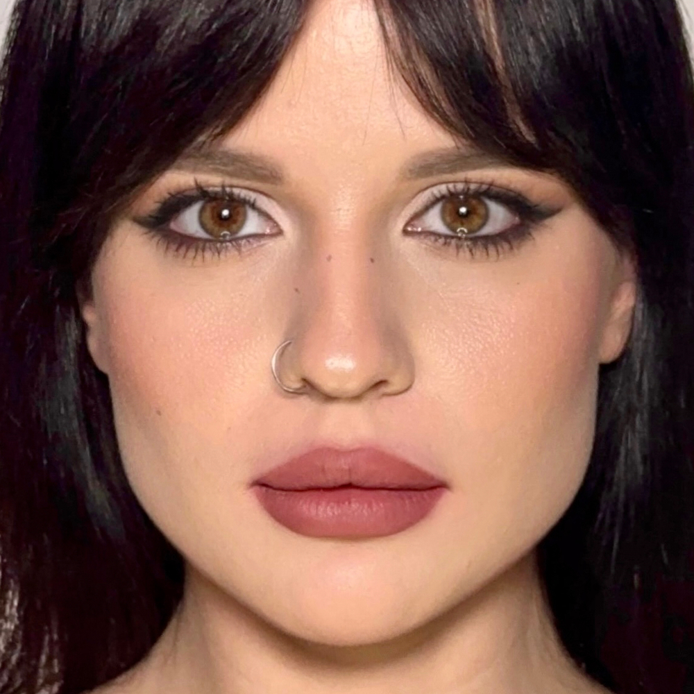 Стойкий карандаш для губ OK BEAUTY COLOR SALUTE SLIDE & STAY в оттенке MARS