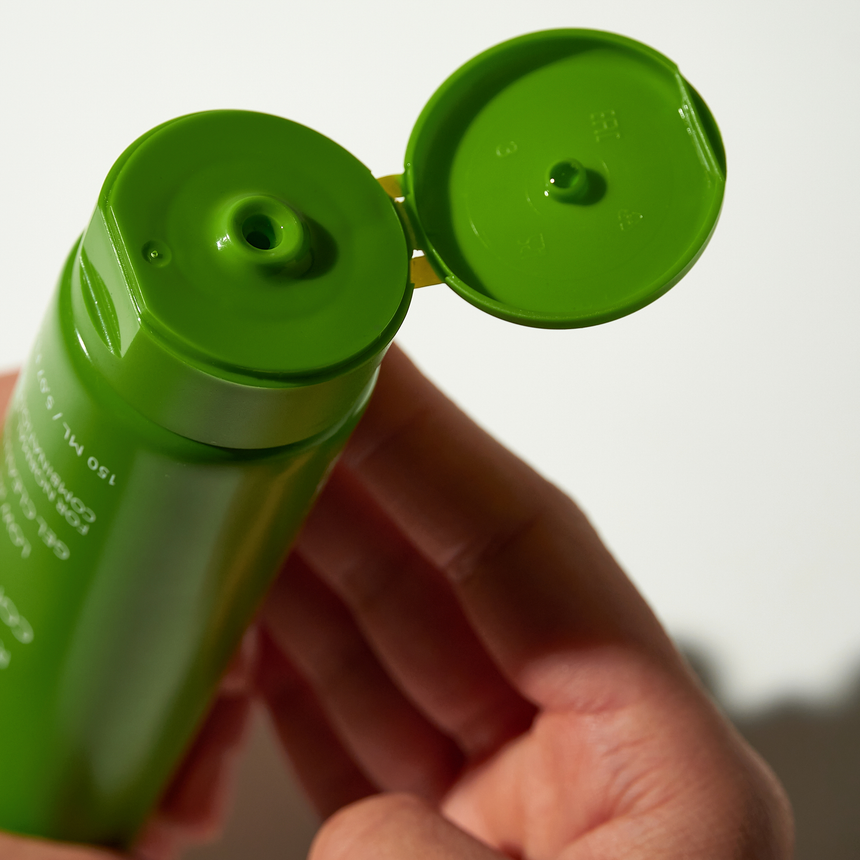 Гель для умывания с АНА/BHA кислотами и ниацинамидом OK BEAUTY REDUCE & CONTROL LOW PH GEL CLEANSER