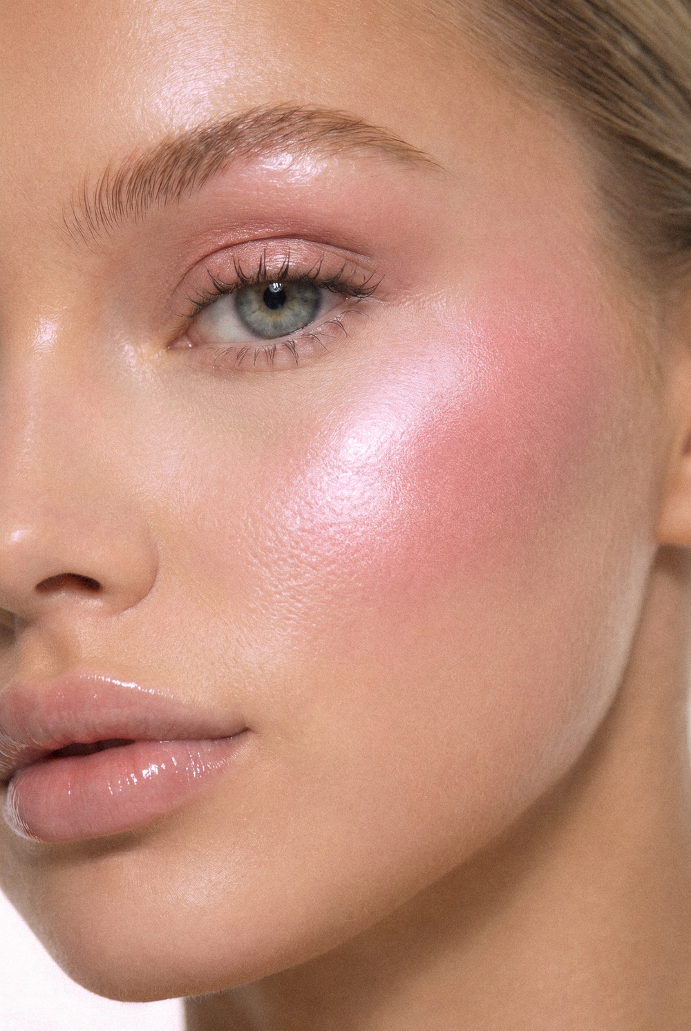 Запеченные сияющие румяна OK BEAUTY GLOW RUSH BAKED BLUSH