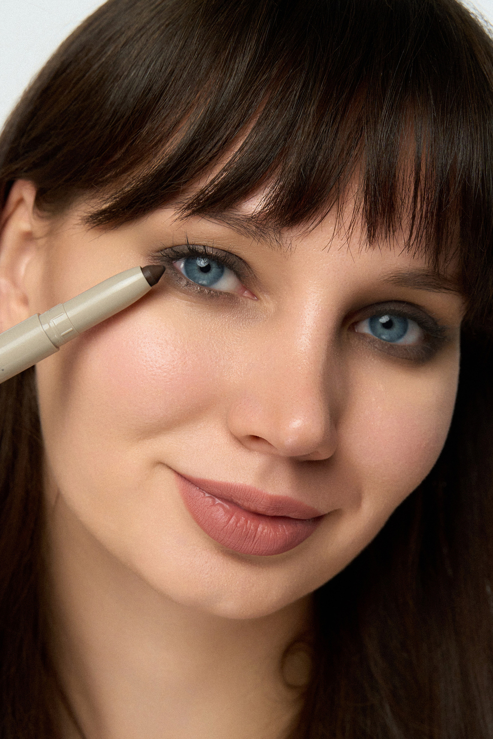 Стойкие тени-карандаш для век OK BEAUTY/ OK BEAUTY LONG LASTING EYESHADOW STICK в оттенке TRUFFLE