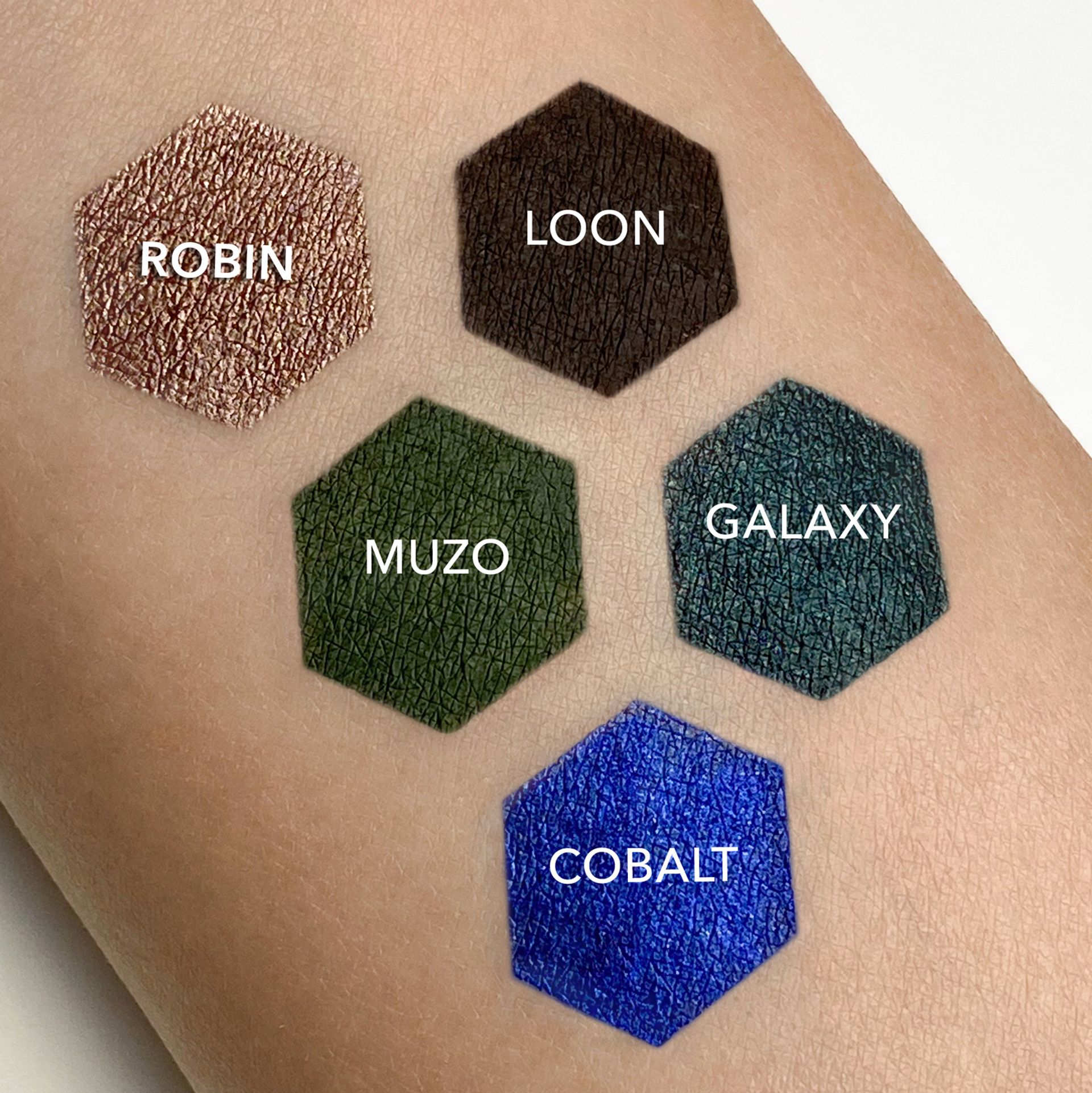 Карандаши для глаз OK Beauty Color Salute Slide & Stay: впечатления из первых уст
