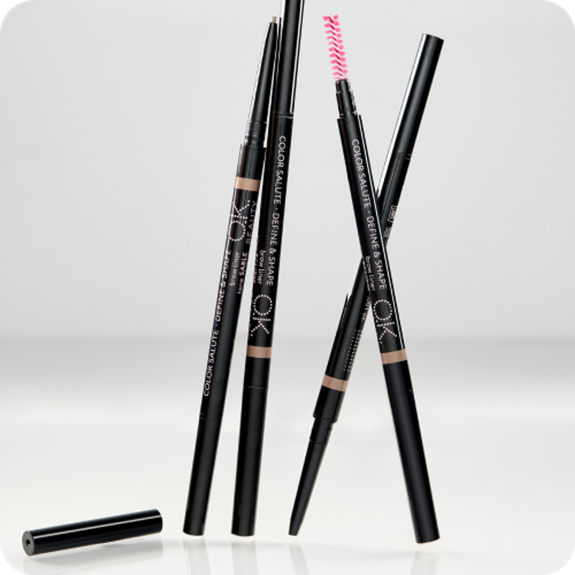 Идеальные натуральные брови за 5 минут: схема от визажиста для тех, кому за 30