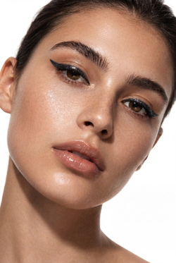 Дуохромный стойкий карандаш для глаз OK BEAUTY HYPNOCHROME