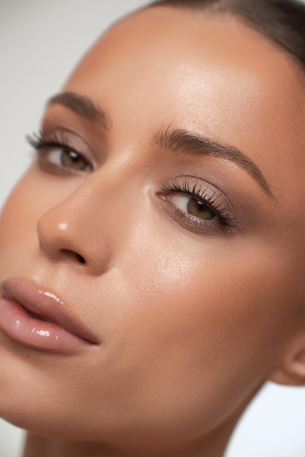 Стойкие тени-карандаш для век LONG LASTING EYESHADOW STICK