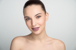 Увлажняющая стойкая матовая помада OK BEAUTY LONG LASTING SILK MATTE LIPSTICK